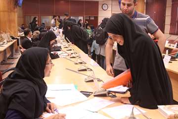 ٍثبت نام دانشجویان جدیدالورود- 1398